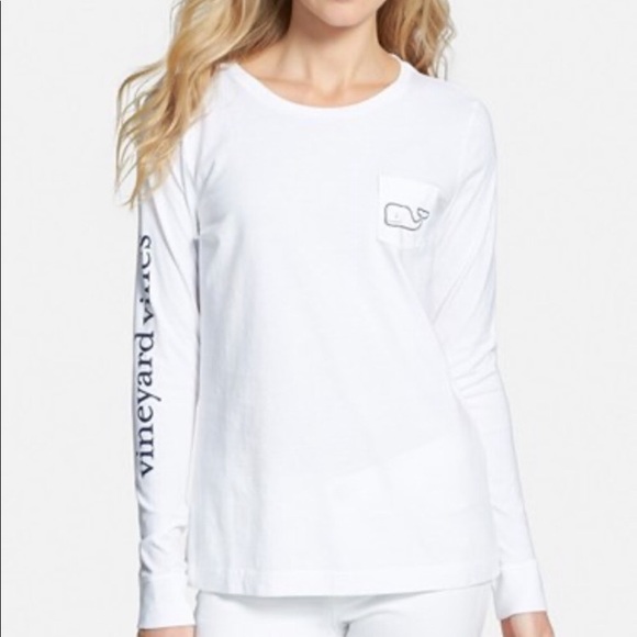 Vineyard Vines Tops - Vineyard vines white blue logo long sleeve shirt